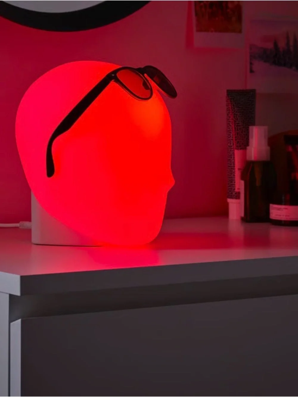 ISKÄRNA LED table lamp, multicolor